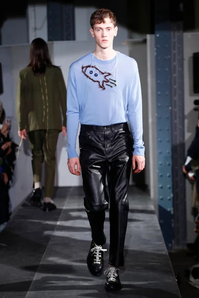 Look 20